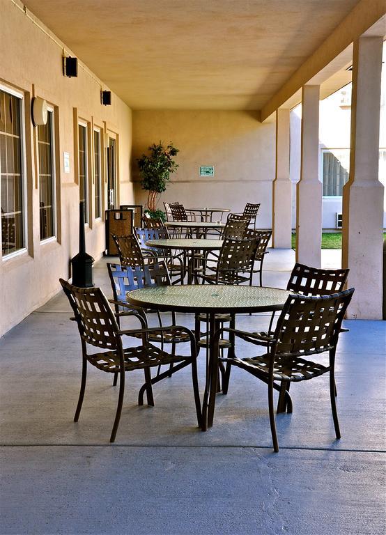 Landmark Inn Fort Irwin Ngoại thất bức ảnh